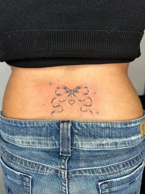 White Tramp Stamp, Girly Tramp Stamp, Bow Tattoo Lower Back, Tramp Stamp 2000s, Ribbon Tramp Stamp, Bow Hip Tattoo, Bow Tramp Stamp Tattoos, Bow Tramp Stamp, Coquette Back Tattoo