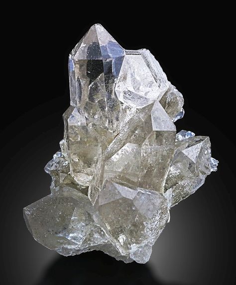 Minerals and Crystals — Rock Crystal - Grimsel, Bern, Switzerland Crystal Rocks Stones, Tato Joker, Crystal Photos, Natural Crystals Rocks, Crystal Rocks, Bern Switzerland, Rock Minerals, Pretty Rocks, Beautiful Rocks