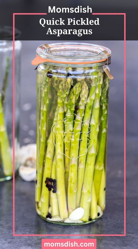 Easy Pickled Asparagus Recipe, Quick Pickled Asparagus, Refrigerator Pickled Asparagus, Preserving Asparagus, Spicy Pickled Asparagus Recipe, Best Pickled Asparagus Recipe, Pickled Asparagus Recipe, White Asparagus Recipes, Marinated Asparagus