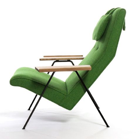 Robin Day Reclining Chair...in green! Lucienne Day, Robin Day, Design Notebook, Chaise Chair, Reclining Chair, Eames Chairs, Pink Chair, Mid Century Modern Chair, Art Chair