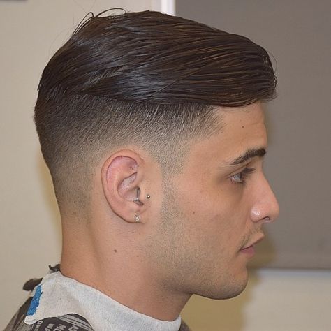 Guy Haircuts, Balyage Hair, Slicked Hair, Haircut Names For Men, Men's Hairstyle, Boy Cuts, Haircut Short, Men Haircut, Men Haircut Styles