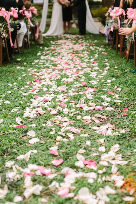 Aisle Runner Flower Petals, Rose Petals Down Wedding Aisle, Flower Peddles Down The Aisle, Flower Petal Wedding Aisle, Petals Aisle Wedding, Rose Petals Down Aisle, Petal Wedding Aisle, Petals Aisle, Petal Aisle