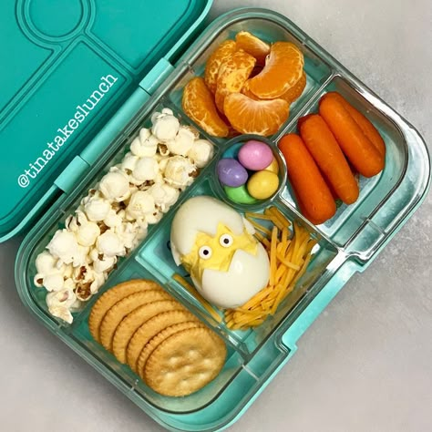 Kotak Bento, Fun Kid Lunch, Lunch Kids, Kids Lunch Box Meals, Baby Lunch, School Lunch Recipes, Kids Lunch Recipes, Healthy Lunch Snacks, Easy Lunch Boxes