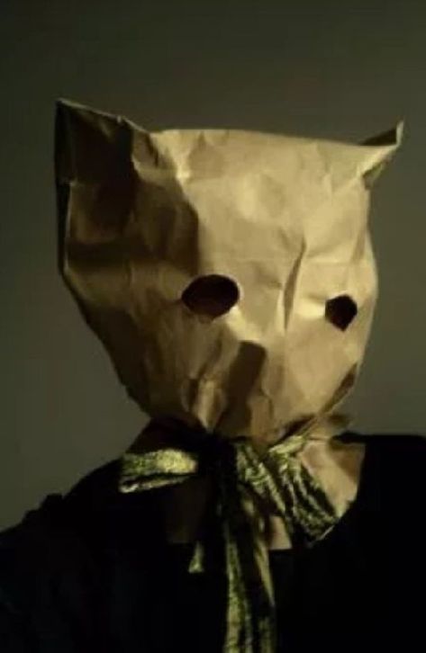 Paper Bag Mask Aesthetic, Mask Ideas Halloween, Paper Bag Aesthetic, Paper Bag Head, Paper Bag Mask, Masks Aesthetic, Mask Photoshoot, Aesthetic Mask, Mask Photography