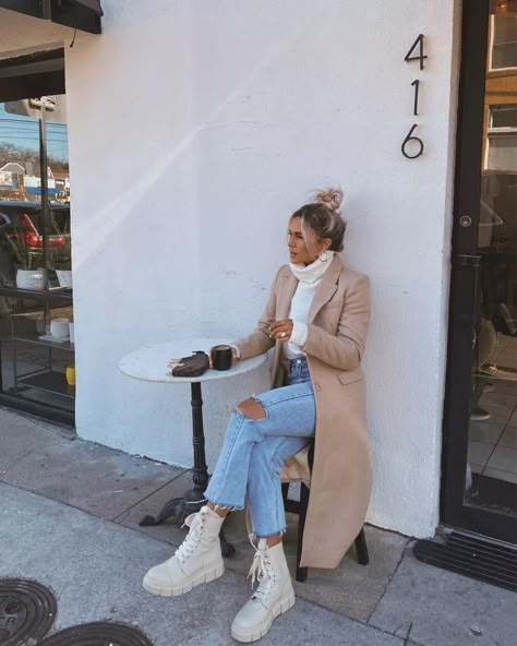 Combat Boot Outfit, White Boots Outfit, White Combat Boots, Cold Outfits, Casual Winter Outfits, 가을 패션, Autumn Outfit, Outfit Inspo Fall, Fall Fashion Outfits