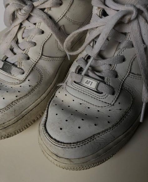 Air Forces Outfit, Forces Outfit, Skater Fits, White Forces, White Air Force Ones, Womens White Trainers, Air Force 1 Outfit, Nike Airforce 1, Dirty Air