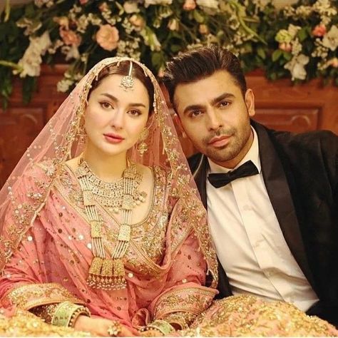 HANIA AMIR FARHAN SAEED Hamza And Hala, Hala Hamza, Cotton Dress Summer Casual, Farhan Saeed, Mere Humsafar, Hania Aamir, Latest Bridal Lehenga Designs, Long Bridal Hair, Gigi Hadid Looks