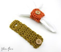 Fiber Flux: Free Crochet Pattern...Harvest Button Napkin Ring! Coasters Free Pattern, Thanksgiving Crochet Patterns, Thanksgiving Crochet, Crochet Coasters Free Pattern, Patterned Napkins, Crochet Christmas Gifts, Crochet Buttons, Crochet Heart, Napkin Ring