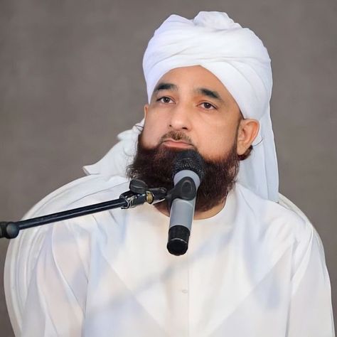 Raza Saqib Mustafai Pics, Saqib Raza Mustafai Photos, Saqib Raza Mustafai Pics, Best Quotes Images, Youtube Editing, Muslim Images, Qur'an Photography, Mecca Wallpaper, Muslim Pictures