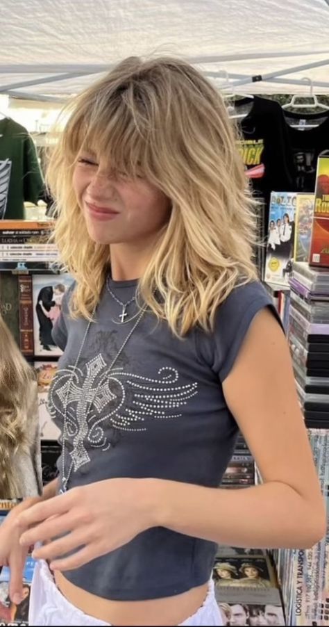 Indie Blonde Hair, Mid Length Hair Shaggy Layers, 70s Blonde Shag, Blonde Layers And Bangs, 70s Shag Haircut Women, The Cowgirl Cut, Shag Hair Medium, Shaggy Medium Length Hair Choppy Layers, 90s Wolf Cut Hair