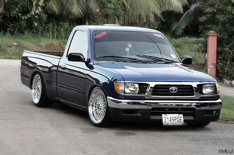 lowered+corolla | JDM Truck – Toyota Tacoma Slammed on BBS RS | JDMEURO.com Toyota Company, Drift Truck, Jdm Nissan, Nissan Pickup, Bagged Trucks, Lowrider Trucks, Lowered Trucks, Mini Truck, Low Riders