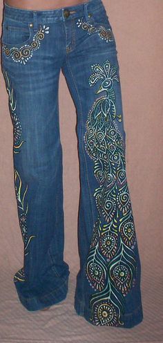 Free People Bell Bottom Jeans, 70 Clothes, Peacock Fashion, Jean Ideas, Kristina Webb, Painted Peacock, Denim Refashion, Hippie Party, Painted Fabric