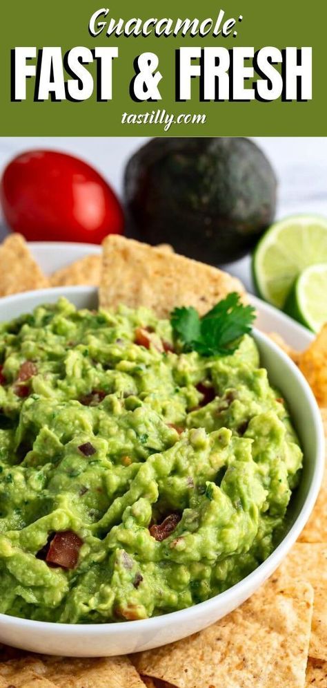 Guacamole is the most famous Mexican dip/side dish. All you need to make this well-loved recipe are avocados plus a few pantry staples. No fuss, quick-prep with fresh ingredients like lime juice, cilantro, tomatoes, and red onion, and a dash of oregano and red pepper flakes, zesty guacamole is the life of the fiesta! Copycat Recipes Desserts, Guacamole Dip Recipes, Mexican Food Recipes Appetizers, Mexican Dip, Guacamole Recipe Easy, Guacamole Dip, Mexican Food Recipes Easy, Guacamole Recipe, Juicy Tomatoes