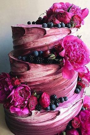 Lieblingstorte Wedding Cakes Jewel Tone, Unique Wedding Cake Ideas, Buttercream Wedding Cake, Pink Wedding Cake, Giant Flowers, Gorgeous Cakes, Fancy Cakes, Food Cakes, Pretty Cakes