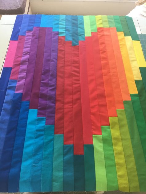 Valentine Quilts, Midnight Quilt Show, Wedding Quilts, Backing A Quilt, Just Pictures, Make A Rainbow, Foo Foo, Patchwork Inspiration, Graph Patterns