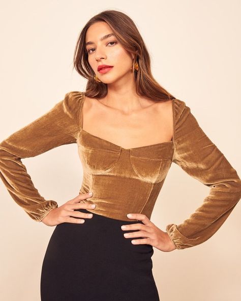 What to Wear to a Work Holiday Party: 6 Outfit Ideas Velvet Top Long Sleeve, Holiday Attire, Vintage Crop Tops, Dion Lee, Velvet Top, Cute Crop Tops, Crop Top Blouse, Velvet Tops, Party Tops