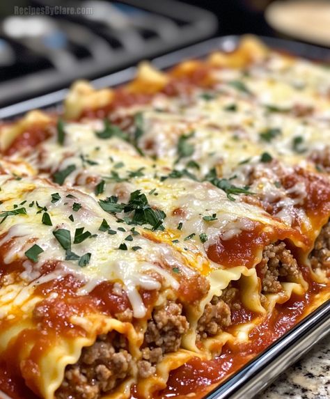 Meatball Lasagna, Top Dinner Recipes, Potatoes Baked, Italian Meatball, Lasagna Rolls, Favorite Recipes Dinner, Bundt Pan, Roll Ups, Dinner Idea