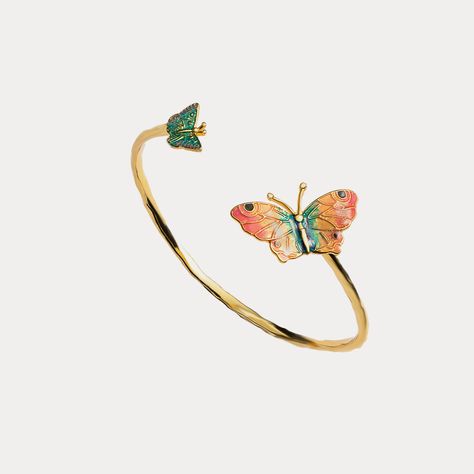 Butterfly Cuff, Bracelet Butterfly, 18k Gold Bangle, Cat Pendant Necklace, Jewelry Accessories Ideas, Butterfly Bracelet, Cat Pendants, Enamel Bracelet, Butterfly Jewelry