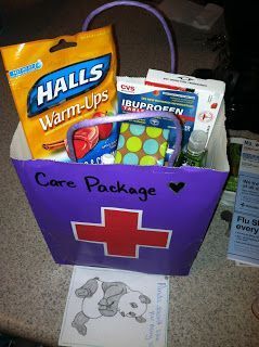 My friend is sick and I really think this sick friend care package ideas will help! Friend Care Package Ideas, Sick Kit, Happy Basket, Hospital Care Package, Friend Care Package, Boyfriend Care Package, Diy Care Package, Get Well Baskets, Sick Gift