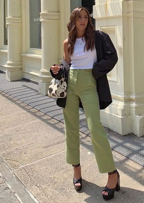 Pistachio Green Pants Outfit, Pistachio Pants Outfit, Pista Green Jeans Outfit, Light Green Parachute Pants Outfit, Light Green Trousers Outfit Women, Pistachio Green Outfit, Pistachio Outfit, Light Green Pants Outfit, Green Trousers Outfit