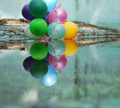 / Specular Reflection, Reflection Photography, Easter Eggs, Easter, Photography, Color