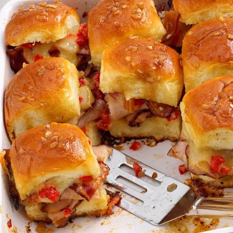 Hot Brown Sliders, Kentucky Hot Brown Sliders, Kentucky Hot Brown, Ground Beef Casserole Recipes, Cheese Sliders, Hot Brown, Bears Game, Hawaiian Sweet Rolls, Open Faced Sandwich