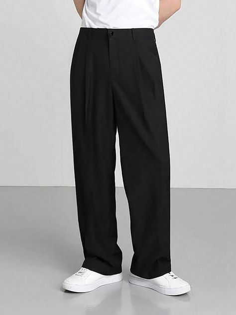 Manfinity Mode Men'S Solid Color Pleated Trousers | SHEIN USA 2000s Normcore, Pleated Trousers Men, Black Trousers Outfit Casual, Mens Smart Outfits, Black Pants Outfit Men, Mens Pleated Trousers, Trousers Outfit Casual, Black Trousers Outfit, Mens Pleated Pants