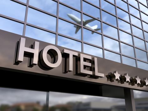 How I Got A Free Hotel Stay from My Airline | Airfarewatchdog Blog Ramen Bar, Family Vacation Planning, International Airlines, Airport Hotel, Hotel Stay, Free Hotel, Holiday Inn, Tropical Vacation, Travel Hacks