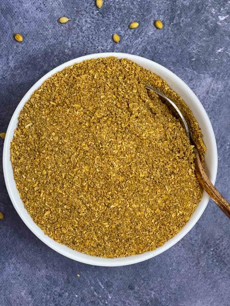 homemade coriander powder in a bowl with a spoon Powder Texture, Indian Diet, Tasty Videos, Powder Recipe, Homemade Spices, Indian Kitchen, Coriander Powder, Recipe Boards, Coriander Seeds