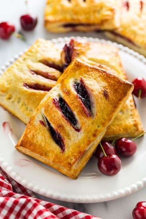 Cherry Hand Pies Recipes, Cherry Hand Pies, Cherry Pie Recipe, Turnover Recipes, Hand Pie Recipes, Puff Pastries, Cherry Filling, Hand Pie, Pastry Pie