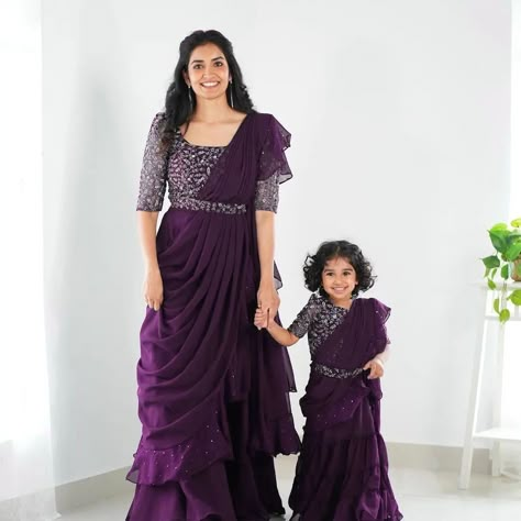 Saree Model Gown, Saree For Birthday Party, Mother Daughter Dresses Matching Wedding, Dresses Made From Sarees Party Wear, Mom N Daughter Outfits Indian, Dress With Saree, Mother Daughter Lehenga, Lehenga Designs For Kids, Photoshoot Dress Ideas