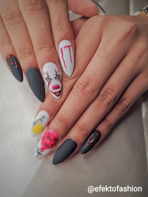 Pennywise Halloween Nails Pennywise, It Nails Stephen King, Penny Wise Nails, Pennywise Nails, Nail Challenge, Fall Fashion Coats, Halloween Nail, Spooky Halloween, Halloween Nails