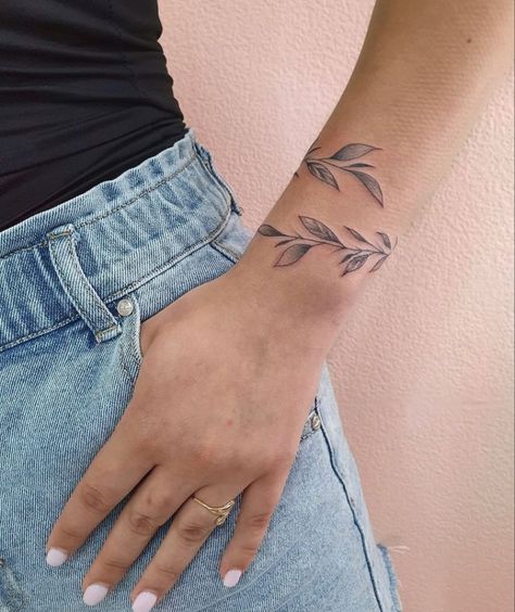 Olive Tattoo, Wrap Around Wrist Tattoos, Around Arm Tattoo, Wrap Tattoo, Ankle Tattoos For Women, Small Forearm Tattoos, Flower Tattoo Arm, Vine Tattoos, Wrist Tattoos For Women