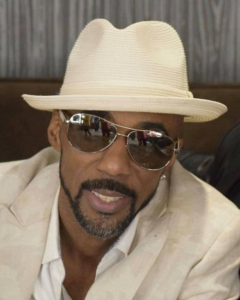 Rnb Singers, Ricky Bell, Prince And Mayte, Ralph Tresvant, New Profile, Hunks Men, Jackson 5, Instagram Happy Birthday, New Edition