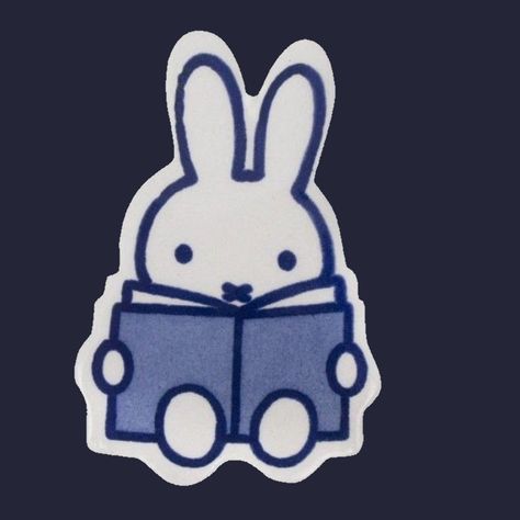 Blue Bunny Aesthetic, Blue Miffy, Teal Aesthetic, Phone Things, Iphone Theme, Blue Icon, Phone Decor, Grade 9, Phone Theme