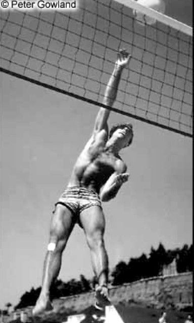 Peter Lawford playng beach volley ball in the late 1940s | Flickr Peter Gowland, Beach Volley Ball, 1940s Photos, Peter Lawford, Classic Actors, Actor Studio, Beach Volley, Santa Monica Beach, Old Hollywood Stars