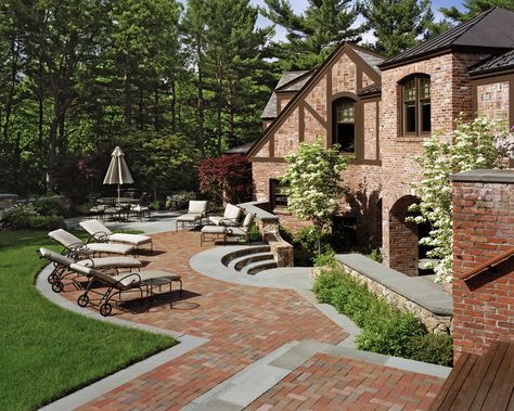 Patio of a renovated English Tudor house. Small Tudor Style Homes, English Tudor House, Tudor Decor, Walk Idea, Boston Design, Bluestone Patio, Tudor Style Homes, English Country Style, English Tudor