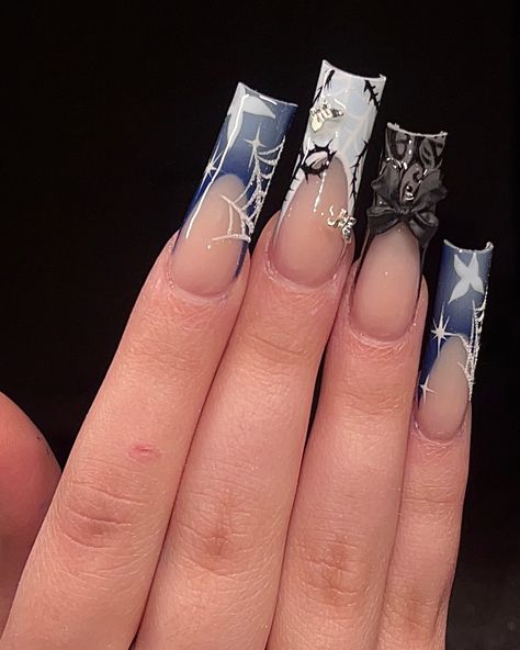 Corpse bride set 🖤🦋 #screamnails #nailart #naildesign #nailinspo #explore #halloween #halloweennails #ghostface #blood #spookyszn #spooky #spookynails👻🎃 #spookynails #corpsebride # Corpse Bride Nail Ideas, The Corpse Bride Nails, Corpse Bride Nails Acrylic, Corpse Nails, Corpse Bride Nail Art, Corpse Bride Nails, Nails 2025, Fye Nails, Tech Inspiration