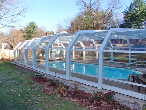 Round Gazebo, Swimming Pool Enclosures, Portable Pools, Four Seasons Room, Residential Pool, Pool Enclosures, Diy Swimming Pool, Round Pool, Sunrooms