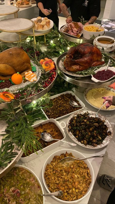 Inside the Kardashians' most over-the-top Thanksgiving parties featuring Kris Jenner’s dinner & lavish decorations | The Sun Thanksgiving Dinner Decor, Friendsgiving Dinner Party, Holiday Dinner Table, Thanksgiving Dinner Party, Thanksgiving Friendsgiving, Friendsgiving Dinner, Hosting Dinner, Thanksgiving Dinner Table, Thanksgiving Cooking