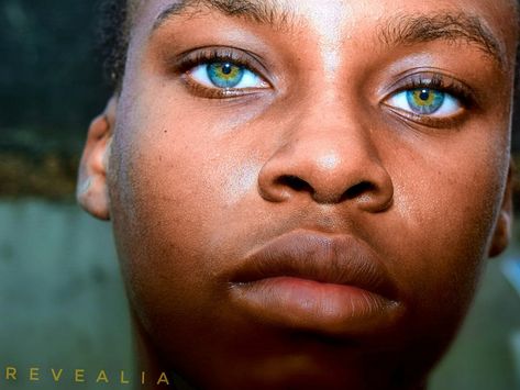 Lagos Africa, Heterochromia Eyes, Rare Eye Colors, Multi Colored Eyes, Rare Eyes, Beautiful Eyes Color, Blue Green Eyes, Most Beautiful Eyes, Golden Eyes