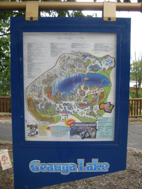 6/17/2008 Geauga Lake map | A better view of the last map of the Geauga Lake Amusement Park before it closed forever. Geauga Lake Amusement Park, Weeping Cherry Tree, Best Amusement Parks, Map Signs, Lake Map, Parc D'attraction, Lake Park, Sea World, Amusement Park