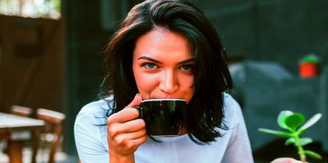 8 Symptoms Of Caffeine Withdrawal & How Long It Lasts If You Stop Drinking Coffee | YourTango Coffee Withdrawal, Caffeine Withdrawal Symptoms, Quit Coffee, Caffeine Withdrawal, Throbbing Headache, Headache Types, Mood Changes, Withdrawal Symptoms, Celebrity News Gossip