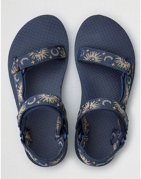 Aeo Teva Original Universal Sandal Teva Original Universal, Teva Sandals, Sandals Outfit, Blue Sandals, Sport Sandals, Mens Outfitters, Mens Sandals, Do Anything, Sock Shoes