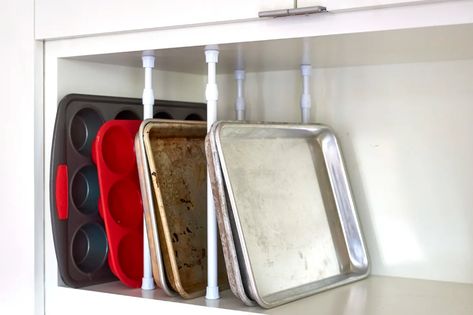 Pantry Organization Hacks, Kitchen Cabinet Organization Ideas, Upper Kitchen Cabinets, Best Kitchen Cabinets, Tension Rod, Kitchen Cabinet Organization, Kitchen Cabinet Storage, Storage Hacks, Clever Storage