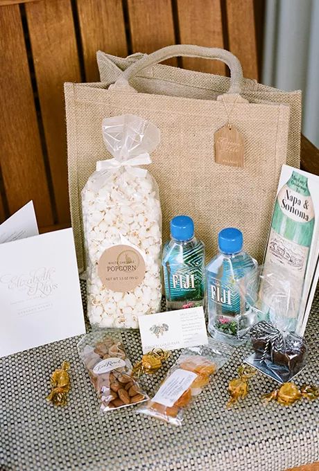 Wedding Welcome Baskets, Wedding Guest Gift Bag, Wedding Guest Bags, Guest Gift Bags, Hotel Welcome Bags, Welcome Baskets, Dinner Gifts, Wedding Welcome Gifts, Destination Wedding Welcome Bag