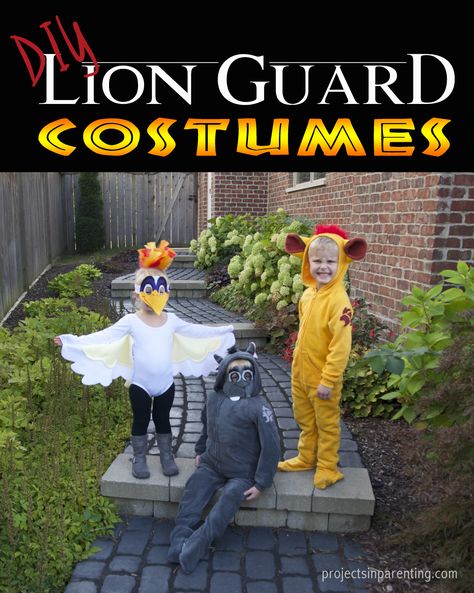 Lion King Dress Up, Simba Costume Diy, Lion Guard Costume, Lion King Family Costume, Lion King Costumes Diy, Lion King Dress, Lion Costume Diy, Vampire Costume Diy, Pirate Costume Diy