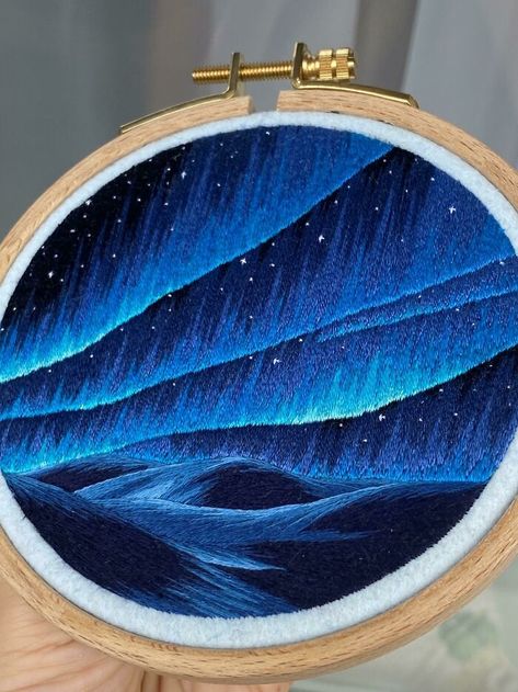 Embroidery Landscape, Vintage Style Embroidery, Landscape Embroidery, Embroidery Works, Thread Painting, Cute Embroidery, Hand Embroidery Art, Hand Embroidery Stitches, Embroidery Craft