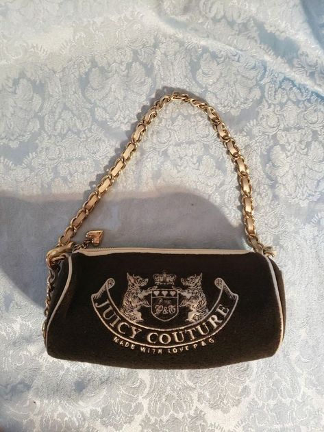 Juicy Couture Purse, Bag Obsession, Girly Bags, Barrel Bag, Fancy Bags, Bags Aesthetic, Vintage Purses, Pretty Bags, Cute Purses