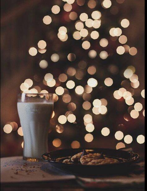 Light Astethic, Christmas Astethic, Christmas Aesthetic Cozy, Christmas Wallpapers Tumblr, Bohemian Bedroom Design, Easy Diy Christmas Gifts, Christmas Aesthetic Wallpaper, Aesthetic Cozy, Winter Wonderland Christmas